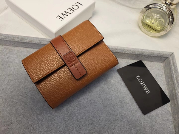 超激安ブランド財布偽物側面デザイン